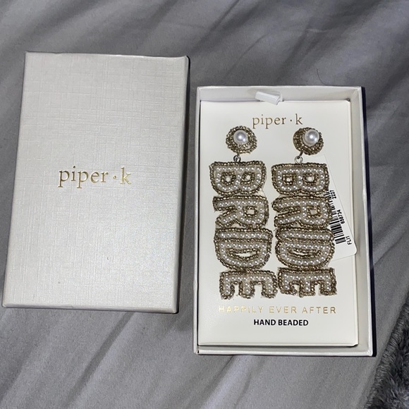 Piper K Bride Earrings - Picture 1 of 1